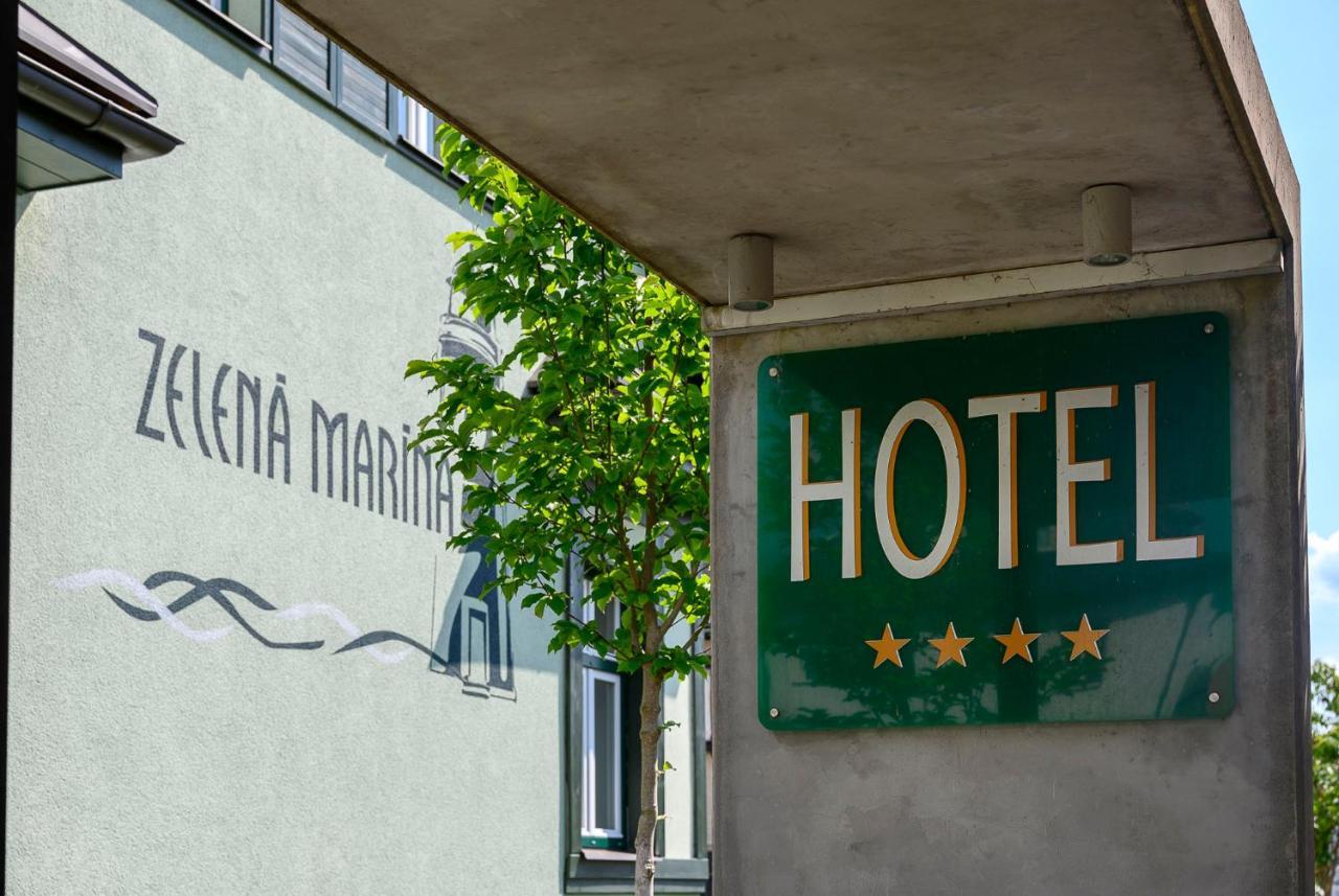 Hotel Zelena Marina Vrchlabí Eksteriør bilde